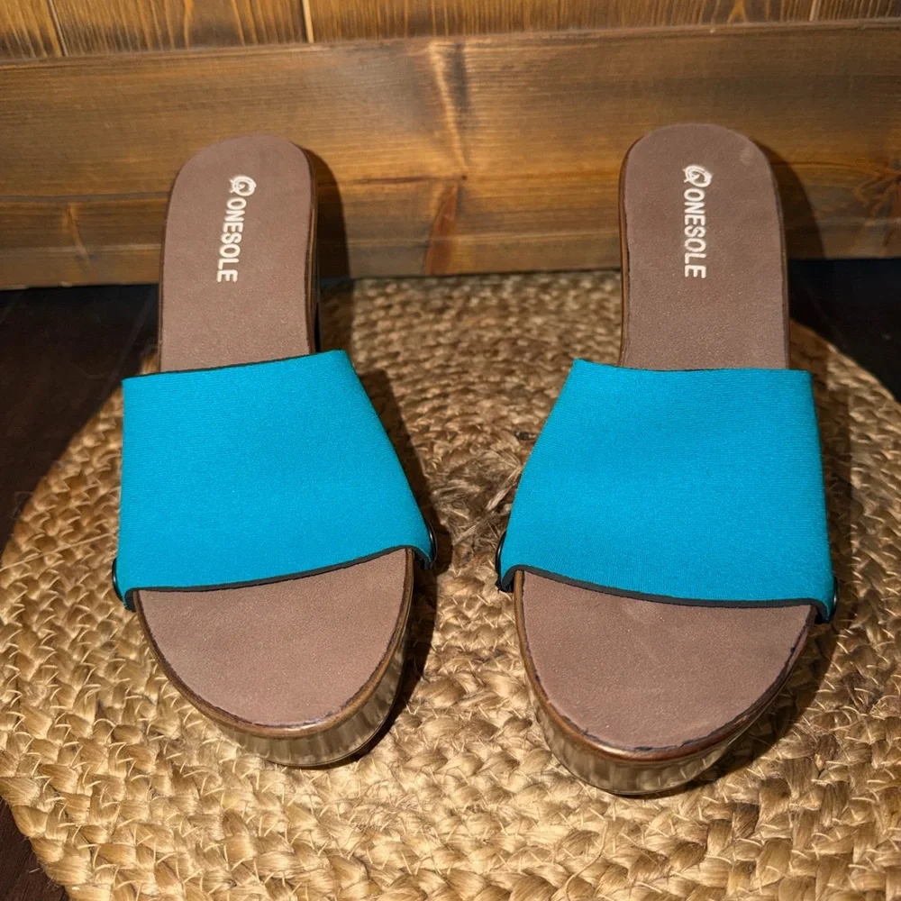 ONESOLE Diva soft step Turquoise and Brown Platform Sandals